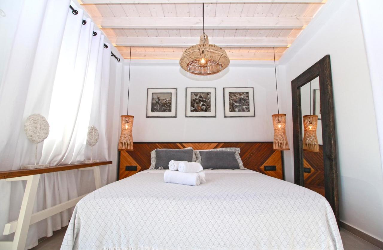 Enalion Suites Mykonos Town Exterior foto